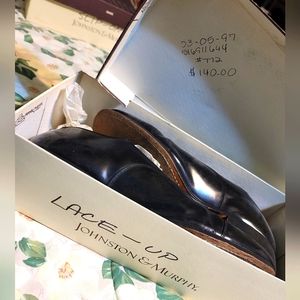 Johnston & Murphy lace-up cap toe shoe